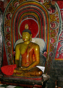 Buddha Sri Lanka. Photo: © PaulHeatley