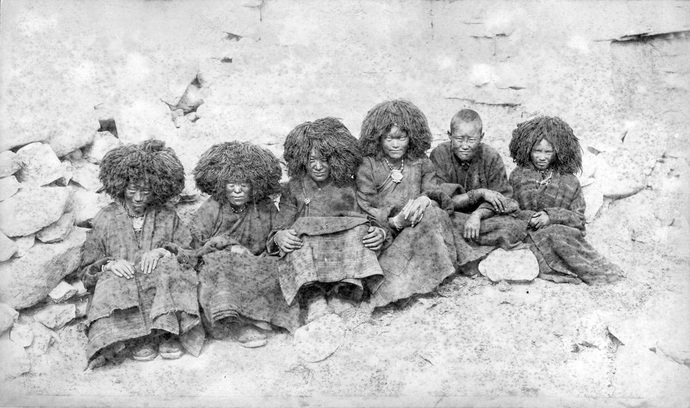 Photographs of the 1903 Francis Younghusband led mission to invade Tibet