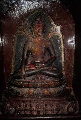 Buddha, Mustang. Photo © Lisa Daix