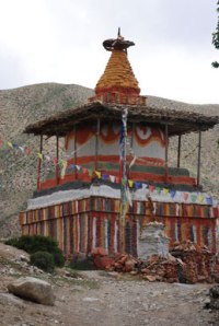 Buddhist stupa, Mustang. Photo © Lisa Daix