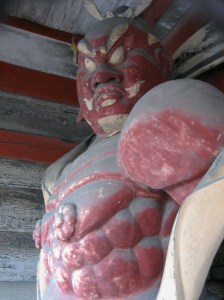 Red Nio (仁王) guardian. Photo by @KyotoDailyPhoto