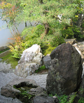 Daisen-in's L-shaped garden Photo © @KyotoDailyPhoto