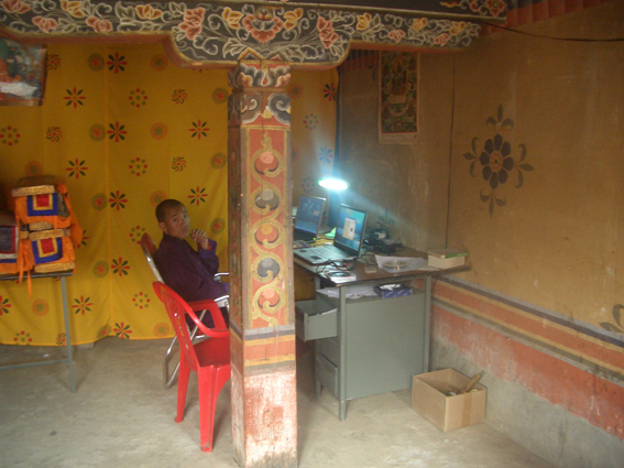 Digitising manuscripts at Gangtey Monastery in Bhutan, British Library endangeredarchives project. @bl_eap