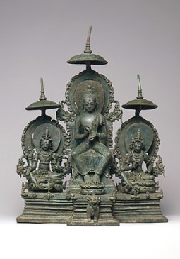 Enthroned Buddha Attended by the Bodhisattvas Avalokiteshvara and Vajrapani, ndonesia (Java), 10th century, © Metropolitan Museum of Art 