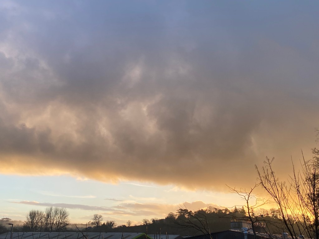 Saturday morning sunrise over Totnes.